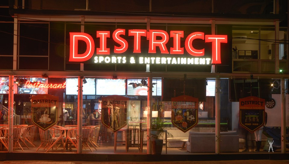 Imagen 0 DISTRICT SPORTS BAR 